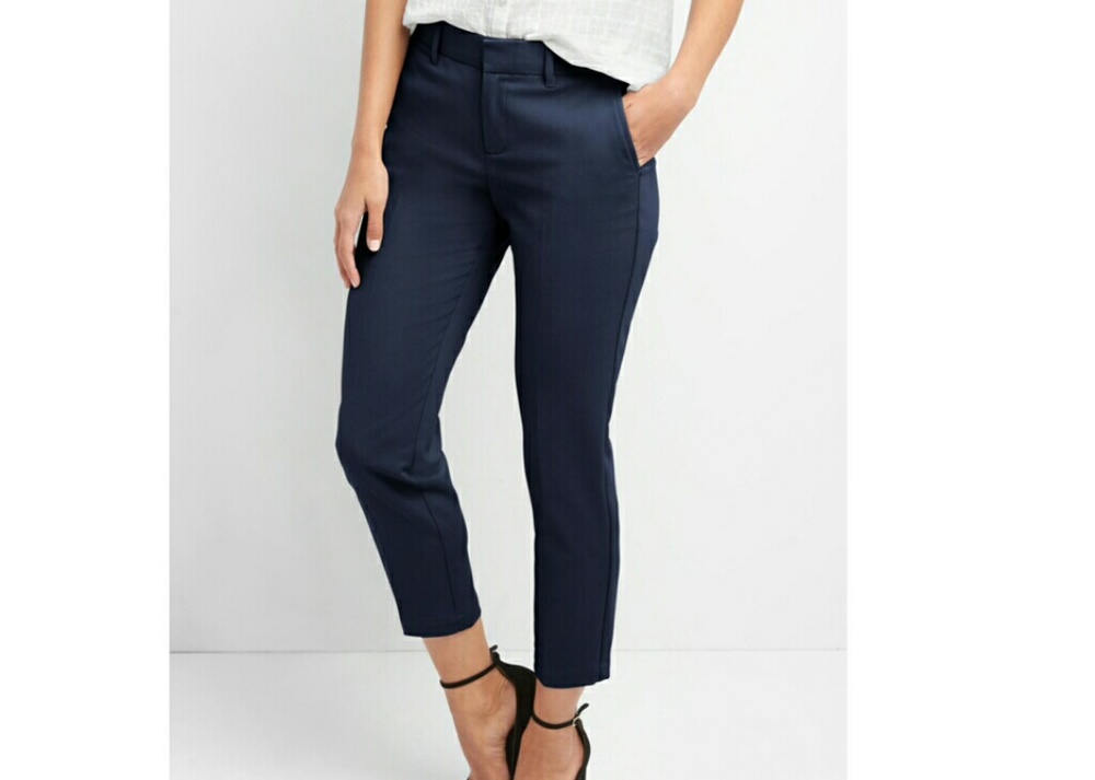 NWOT GAP Slim Crop Pants